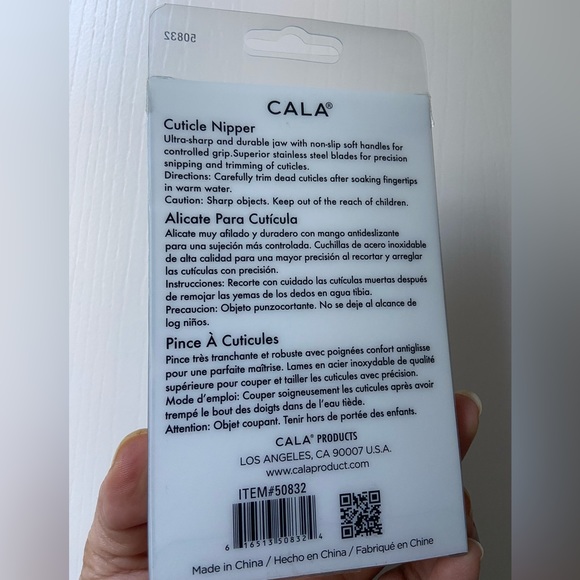 SOFT TOUCH: CUTICLE NIPPER (CORAL)
ITEM 50832 - Picture 3 of 6